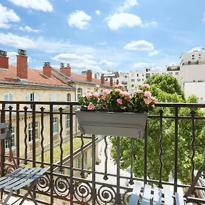 Appart hôtel Yays Zola By Numa, Paris