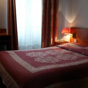 Hotel Pax 18e, Paris